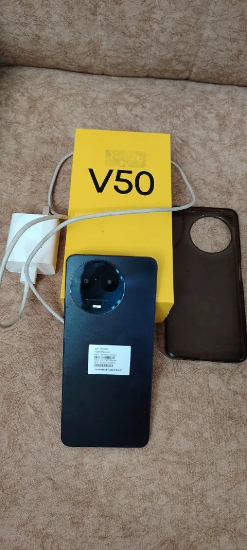 Realme Realme V50