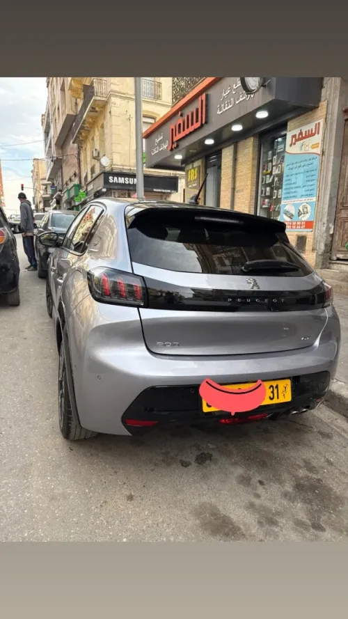 Peugeot 208 2023 GT