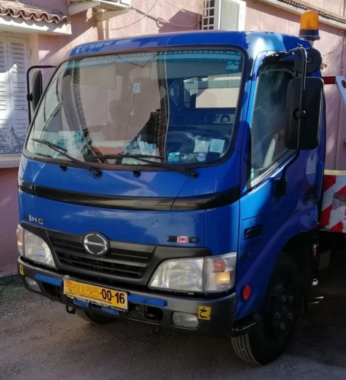 Hino 300 lourd 611 plateau 