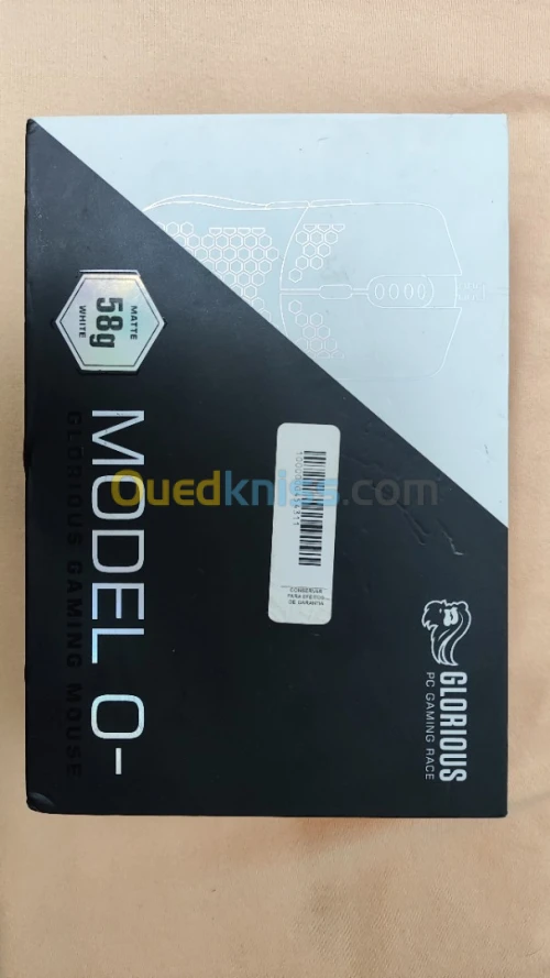 Mouse glorious model O- white