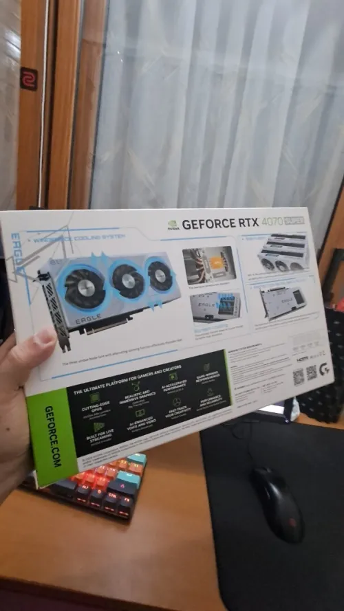 NVIDIA GIGABYTE RTX 4070 SUPER EAGLE OC 12 GO