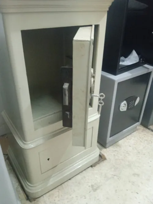 Maintenance , réparation -Ouverture Coffre  24 h 24 