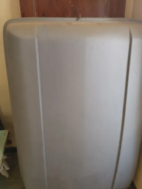 2 Coffres et des barres de toit latérale