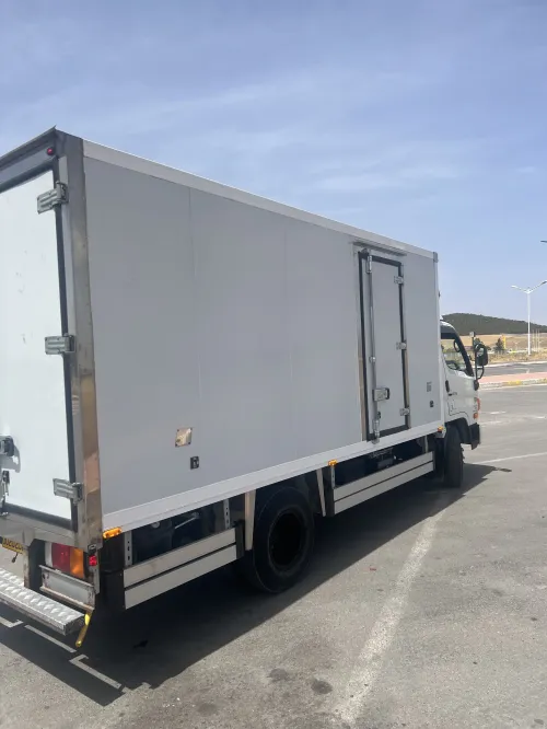 Hyundai Hd 78 frigo 