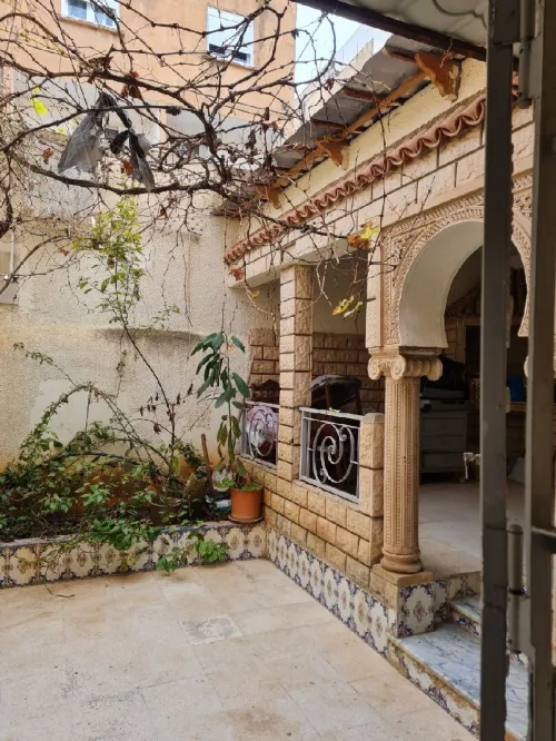 Vente Appartement Niveau de villa F5 Alger Cheraga