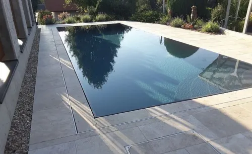 Piscines. Cascades jardins 