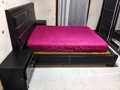 Chambre à coucher moderne 