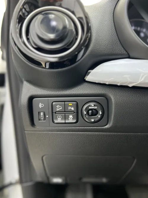 Kia KX1 2025 Luxury