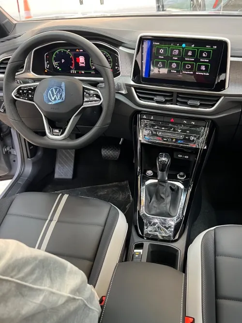 Volkswagen T-Roc 2025 R-Line 