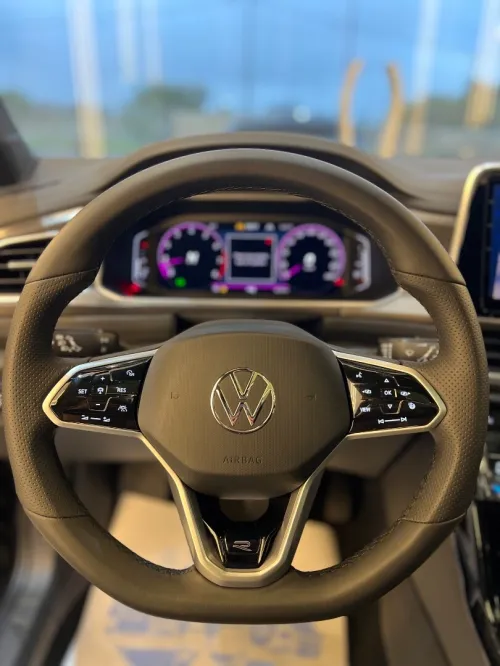 Volkswagen T-Roc 2025 R-Line 