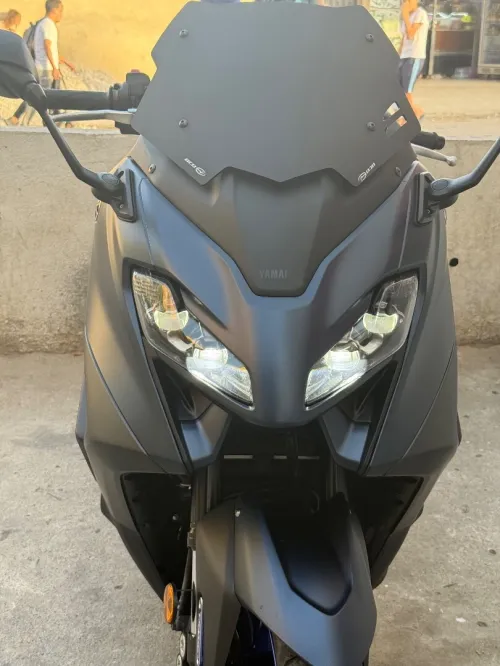Yamaha Tmax 2022