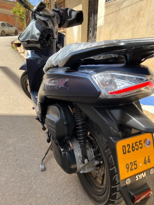 Sym ST 2025