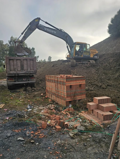 Location pelle hydraulique volvo 210
