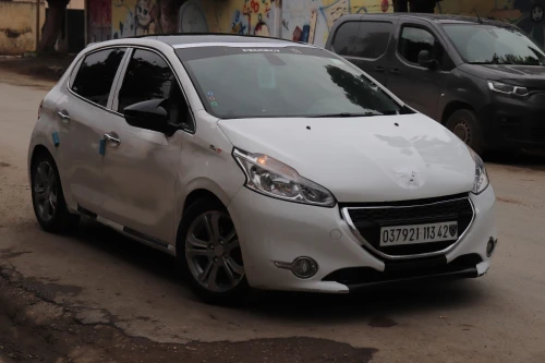 Peugeot 208 2013 Allure