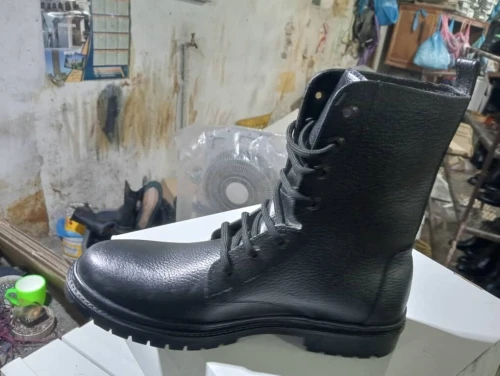Chaussures made in Algéria