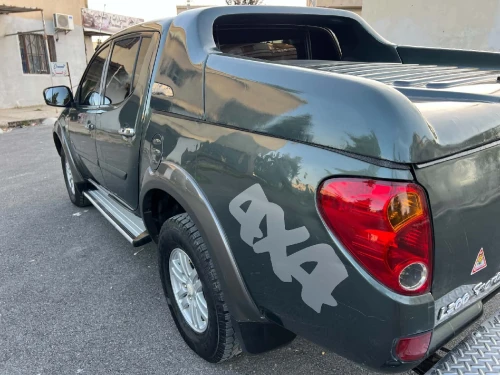 Mitsubishi L200 2011 Doube cabine Evolution