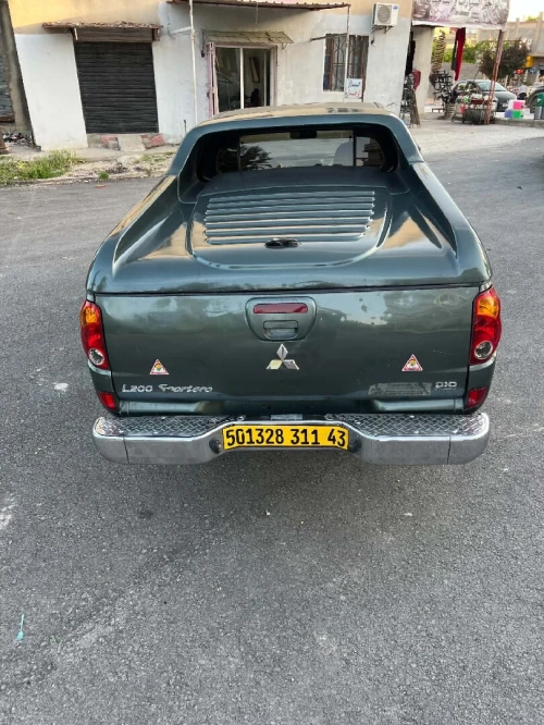 Mitsubishi L200 2011 Doube cabine Evolution