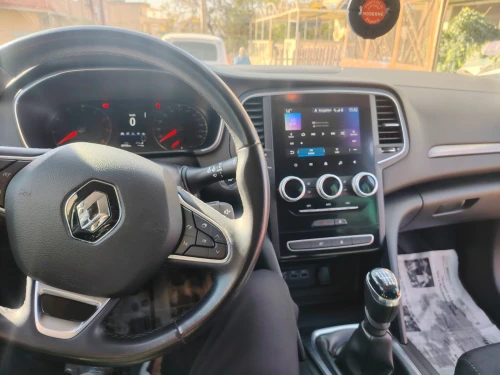 Renault Megane 4  2021 Evolution