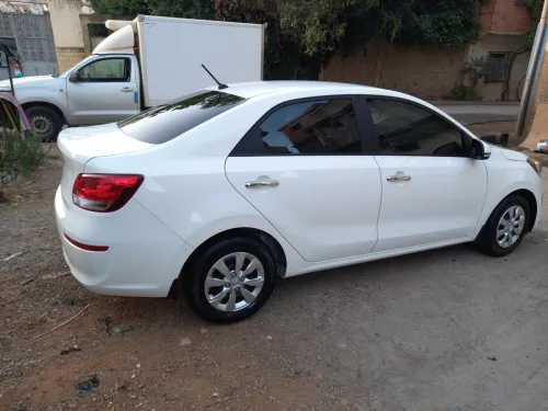 Kia Pegas 2024 