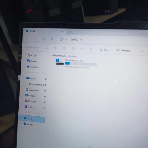 Lenovo Slim 7i Aura Copilot+