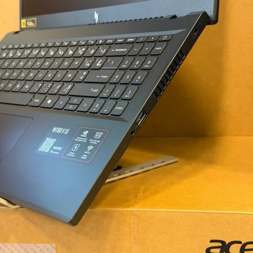Acer Nitro V 15 I5 13420H 16GB 512 SSD  RTX 5050 8 Go GDDR7 15.6 Neuf Jamais Utiliser
