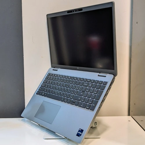 DELL LATITUDE 5540 I7 13TH 16GB 512 SSD 15.6 FHD ( occasion)