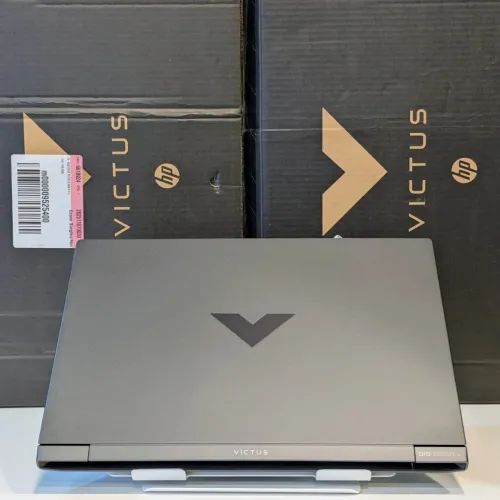 HP victus 15 Ryzen 7 745HS RAM 16GB 512SSD RTX 4050 6G écran 15.6144hz Neuf Jamais Utiliser