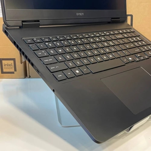 HP OMEN 16 ULTRA 9 285H RTX 5070 8GB 32GB 1TB 2K 144HZ Neuf jamais Utiliser