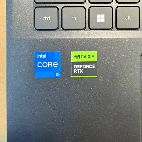 Acer Nitro V 15 I5 13420H 16GB 512 SSD  RTX 5050 8 Go GDDR7 15.6 Neuf Jamais Utiliser