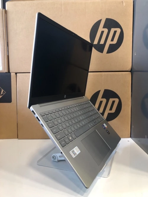 LAPTOP HP 15 I7-1260P 16G 512SSD 15.6 Neuf Sous Emballage