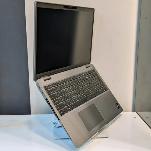 DELL LATITUDE 5540 I7 13TH 16GB 512 SSD 15.6 FHD ( occasion)