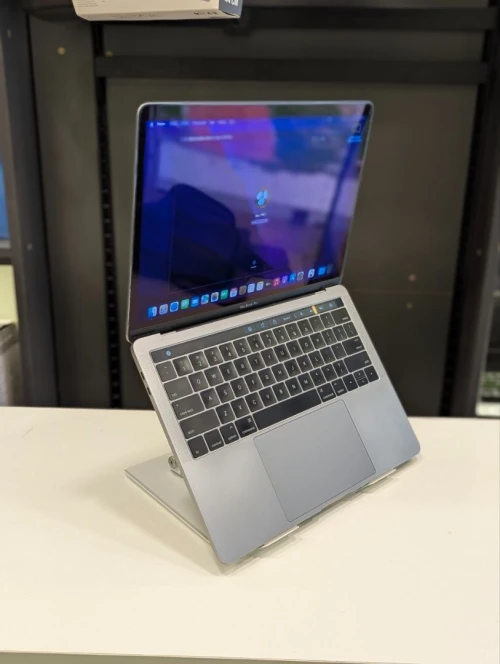 MacBook Pro 2016 i5 8Go 256GB 13.3 Retina