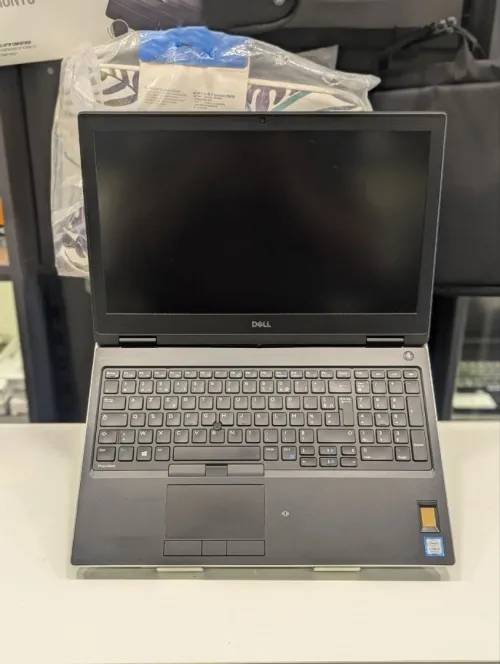 LAPTOP Dell Precision 7530 Workstation i5-8400H NVIDIA Quadro P3200 6Go 16gb 256gb 15.6 FHD