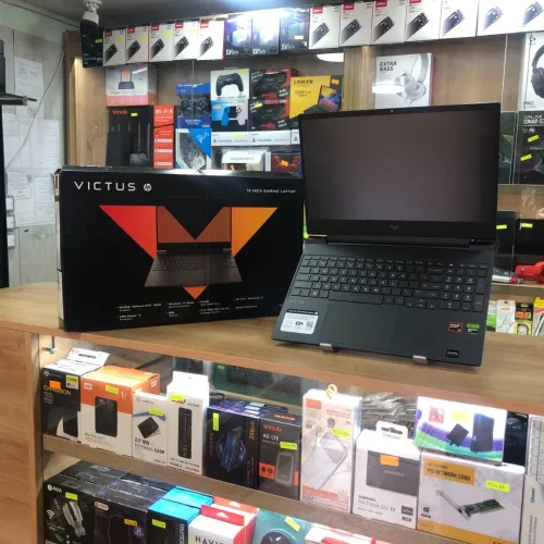 HP VICTUS RYZEN 5 8645HS 16 GB 512SSD RTX A 4050 6GB 15.6" 