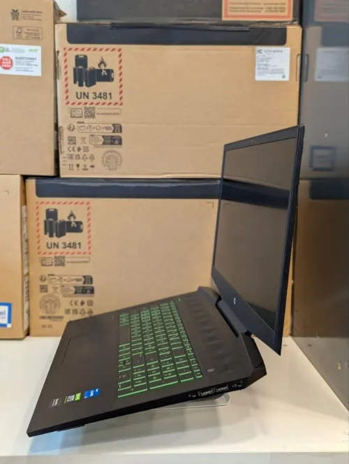 Laptop Pavilion Gaming 17 Intel i5 11300H  RTX 3050 4Go 8GB 512GB 17.3 FullHD 144Hz