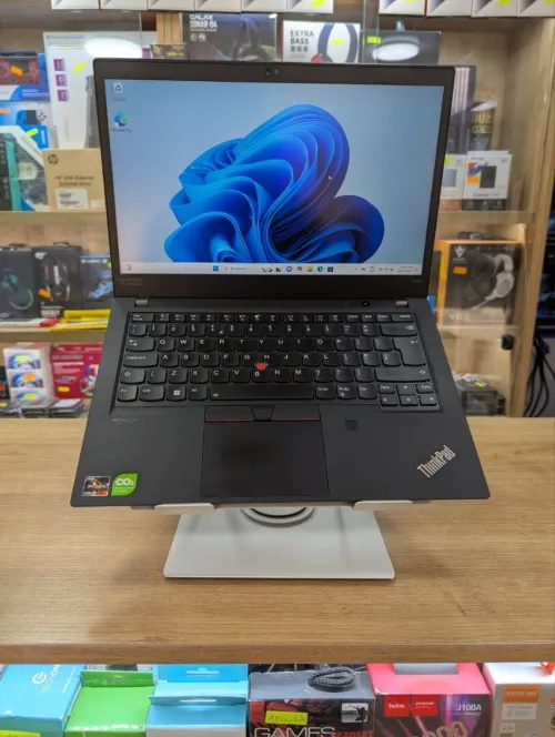 LENOVO THINKPAD P14S RYZEN 7 PRO 5850U 32GB 512SSD 14" 