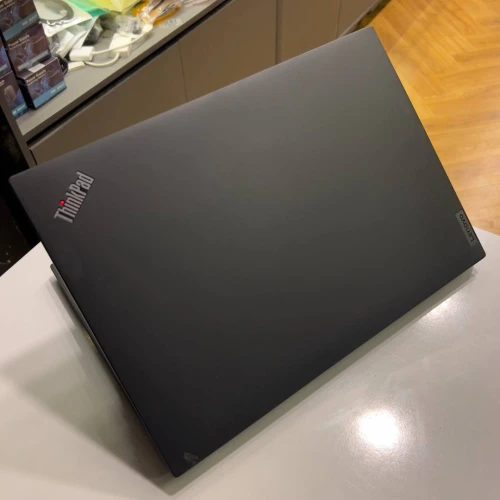 LENOVO Thinkpad T16 Gen 2  i5 1335U 16GB 512GB FHD+