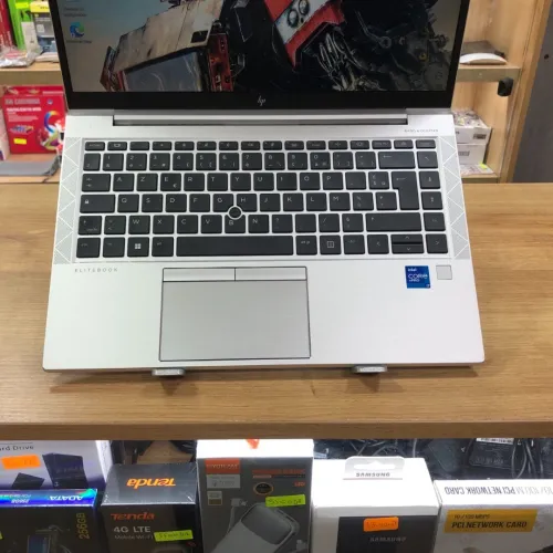 HP ELITEBOOK 840 G8 I7 11TH 16GB 512SSD 14" 
