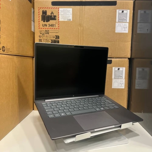 HP ZBook 8 G1ah 14 Ryzen AI 5 PRO 230 16 Go 512 Go