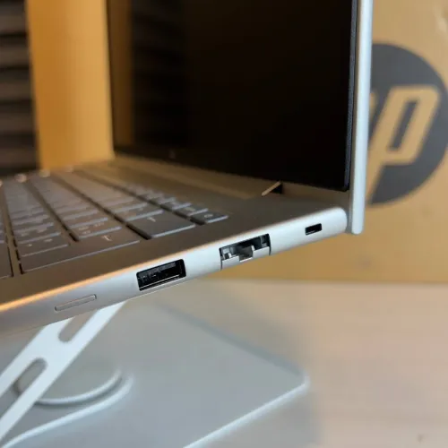 HP EliteBook 6 G1i 14 Ultra 5 225U 16Go 512Go NVMe 14