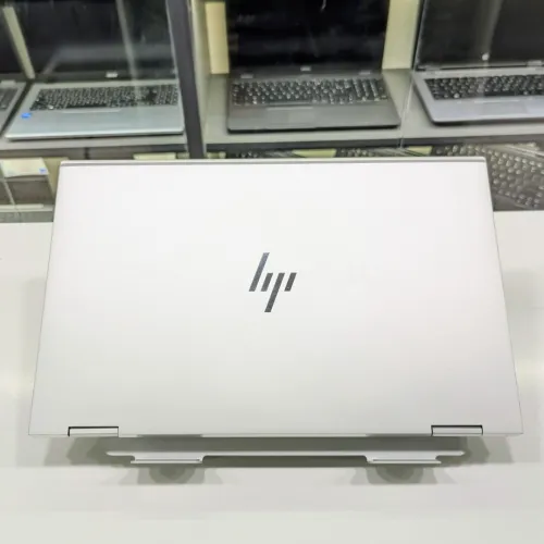 HP ELITEBOOK 1030 X360 G8 i5 11TH 8GB 256 SSD X360 tactile 