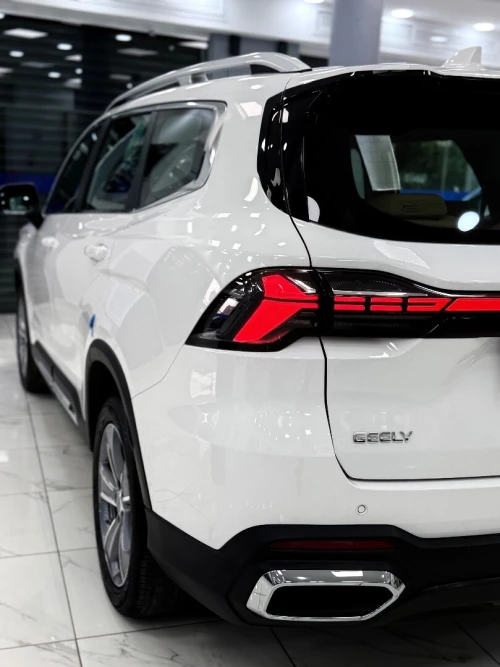 Geely OKAVANGO 2024 7plas