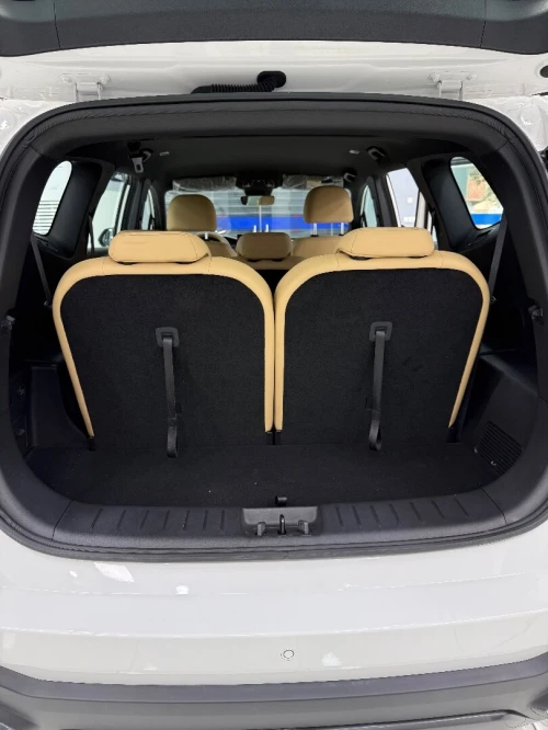 Geely OKAVANGO 2024 7plas