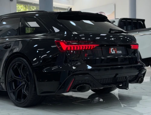 Audi RS6 2024 Quattro S tronic
