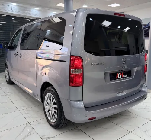 Peugeot Expert 2024 Combi