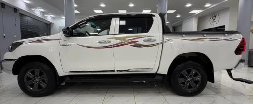 Toyota Revo  2026 4x4
