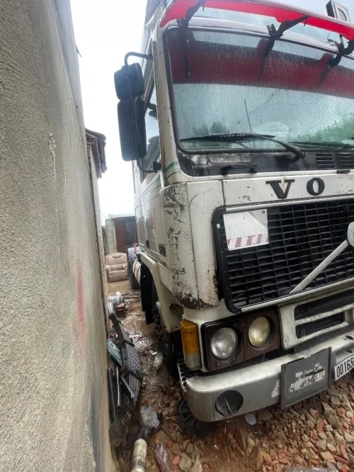 Volvo F12 1990