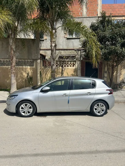 Peugeot 308 2016 