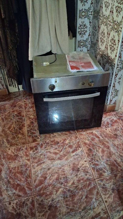 Four encastrable ariston hotpoint gaz ,électrique