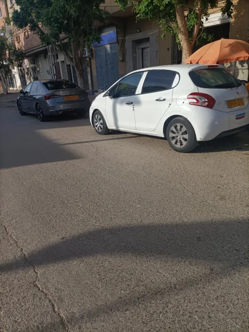 Peugeot 208 2014 Access